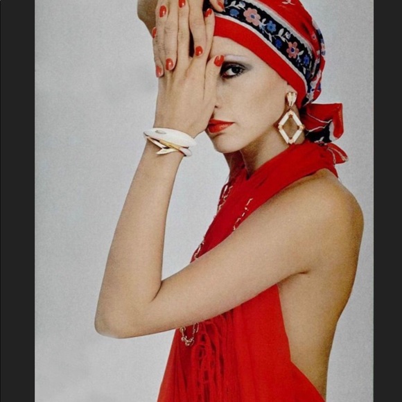 Vintage 60’s - 70’s Silk Scarf - Picture 5 of 11